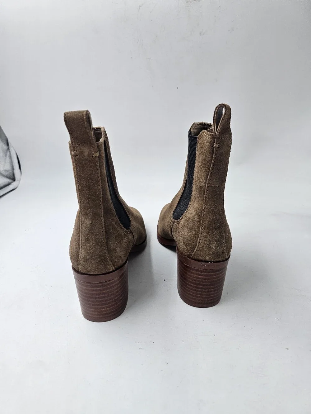 Steve Madden Rhiannon Cognac Suede Chelsea Boots Women's 6.5 NWOB Block Heel